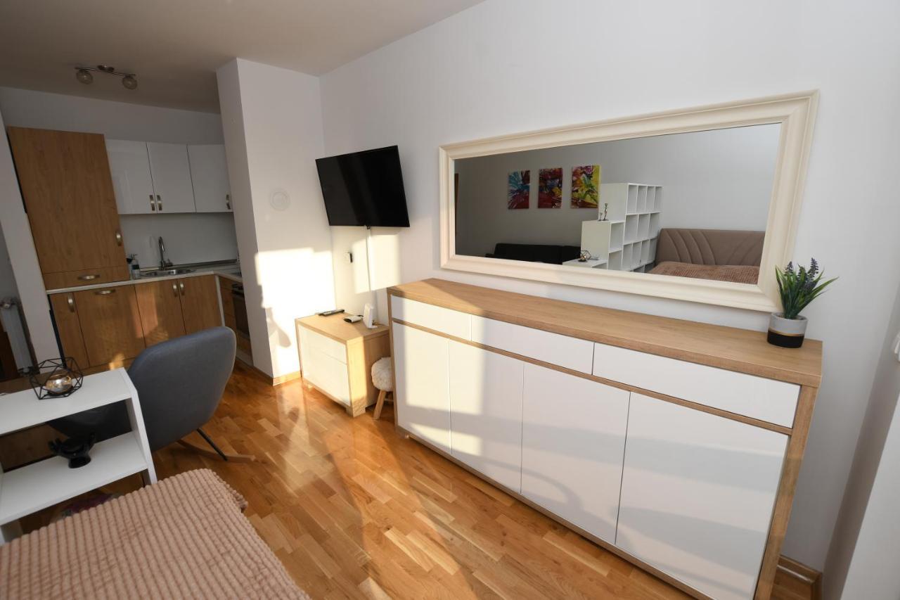 Sky Way Studio Apartment Sarajevo Ngoại thất bức ảnh